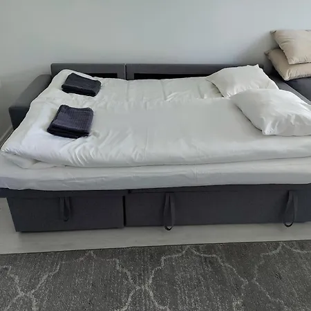 Cozy By The Sea 2 Free Private Parking Appartamento